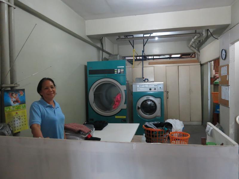 Alley 8 Makati Makati City Ngoại thất bức ảnh